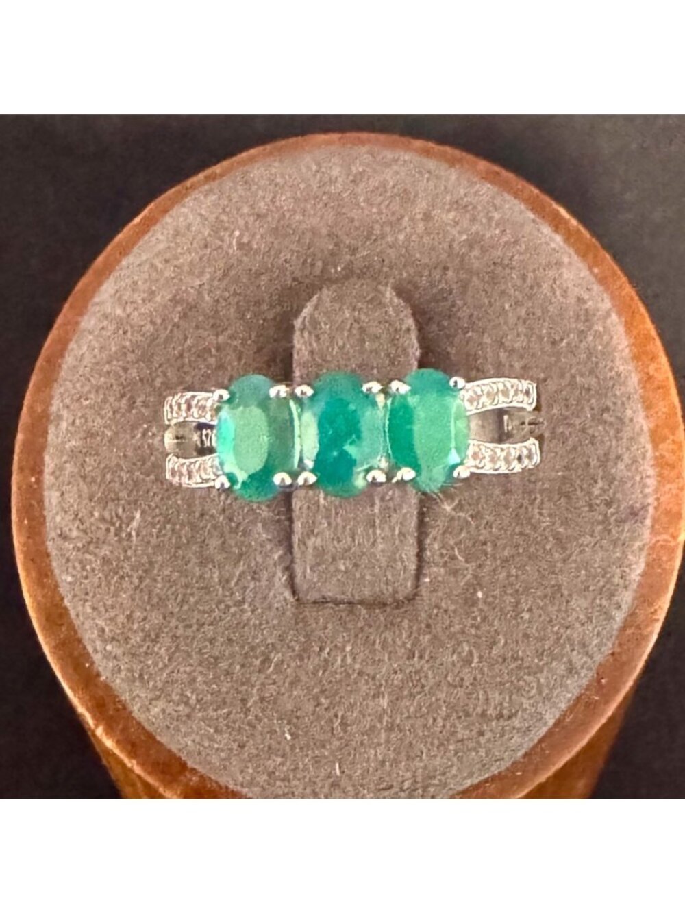 VTG Sterling Silver 925 Synthetic Emerald & CZ Three Stone Ring Size 8